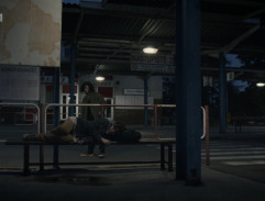 Lavička na nádraží