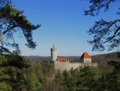 S03E01 Válečná kořist