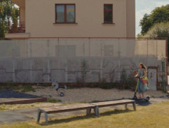 Veronika na kolobežke