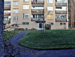 pred Coufalovým panelákom