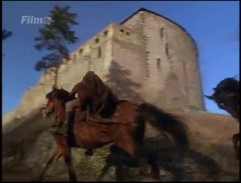 Družina odjíždí za králem