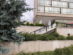 Schody před hotelem Imperial