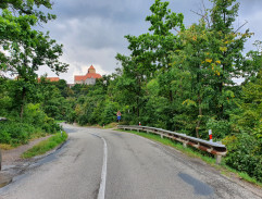 cesta na Vrchnov