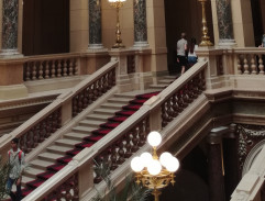 Večírek na ambasádě