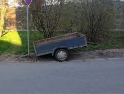 Před kadeřnictvím