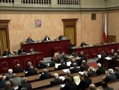 1. Slepice versus Slepička