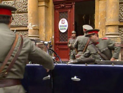 Před obchodní akademií