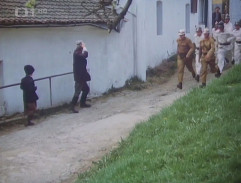 Přibíhající hasiči