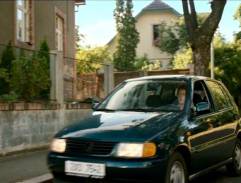 Před domkem rodičů