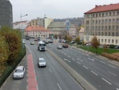 Srážka Hummeru s autobusem
