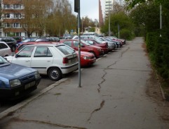 pred Dávidkovým domom