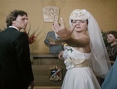 Slunce, seno a pár facek