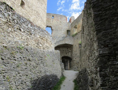 sídlo černokňažníka