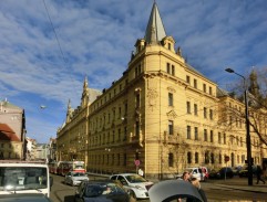 Zemský ráj to napohled