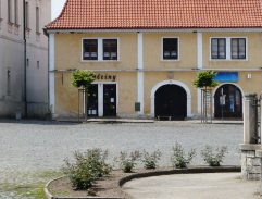 Výhled z kavárny v hotelu