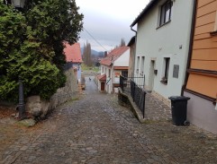 Petr odjíždí od Jitky