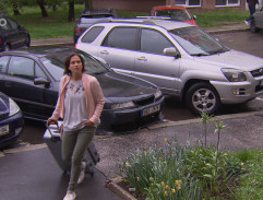 Vanda před panelovým domem