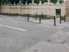 V tomhle zámku straší, šéfe!