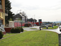 Příjezd na celnici