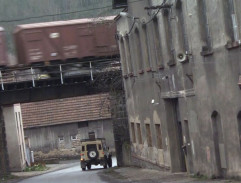 Lišák opustil noru