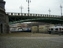 Chůzi v noci v Amsterdamu