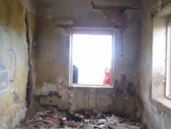 V nádražním domku