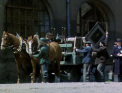 Dům s velkými okny