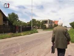 pri autobusovej zastávke