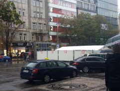 terasa reštaurácie na námestí