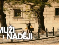 Ondřej čeká na taxi