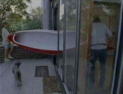 vchod do Pelcových bytovky