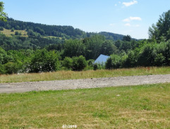 Žijí Markovi rodiče?