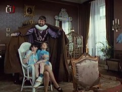 v kráľovskom paláci