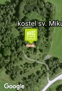Farář v kostele